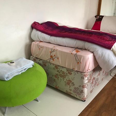 An Extra Large Room With Patio & Own Front Entrance Rotherham Rawmarsh Luaran gambar